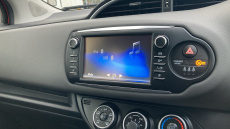 Toyota Yaris 1.5 VVT-i Icon 5dr Petrol Hatchback